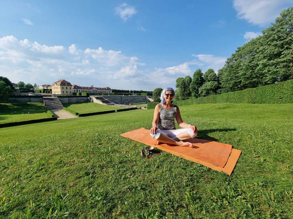 Yoga im Barockgarten 2024